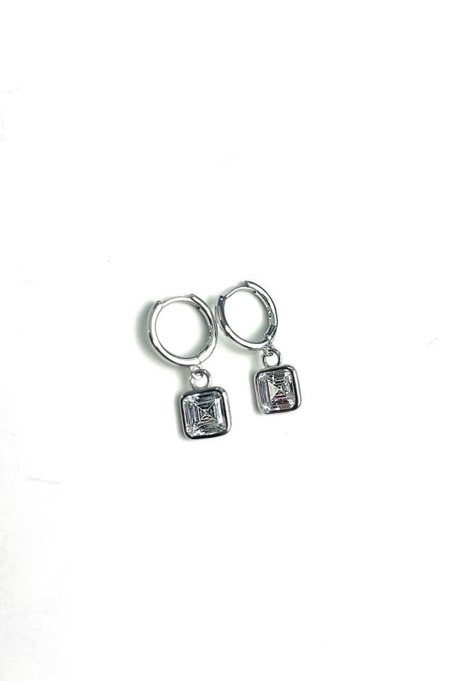 Kare Taşlı Gümüş Küpe