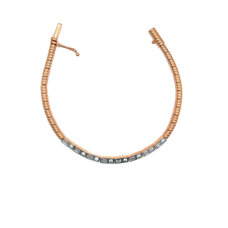 Baget ve Yuvarlak Taşlı Su Yolu Gümüş Bileklik