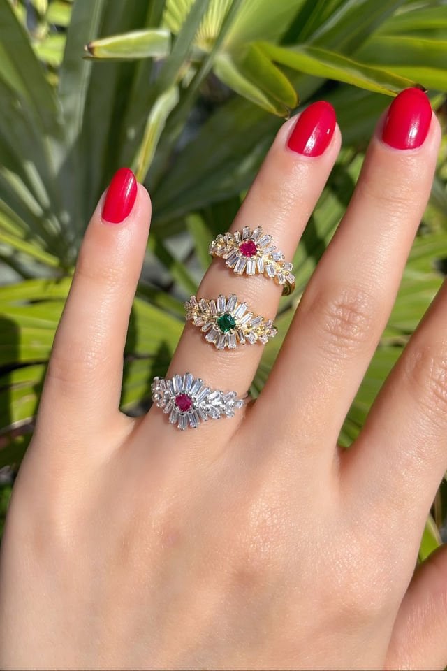 Dağınık Baget Taşlı Gümüş Yüzük