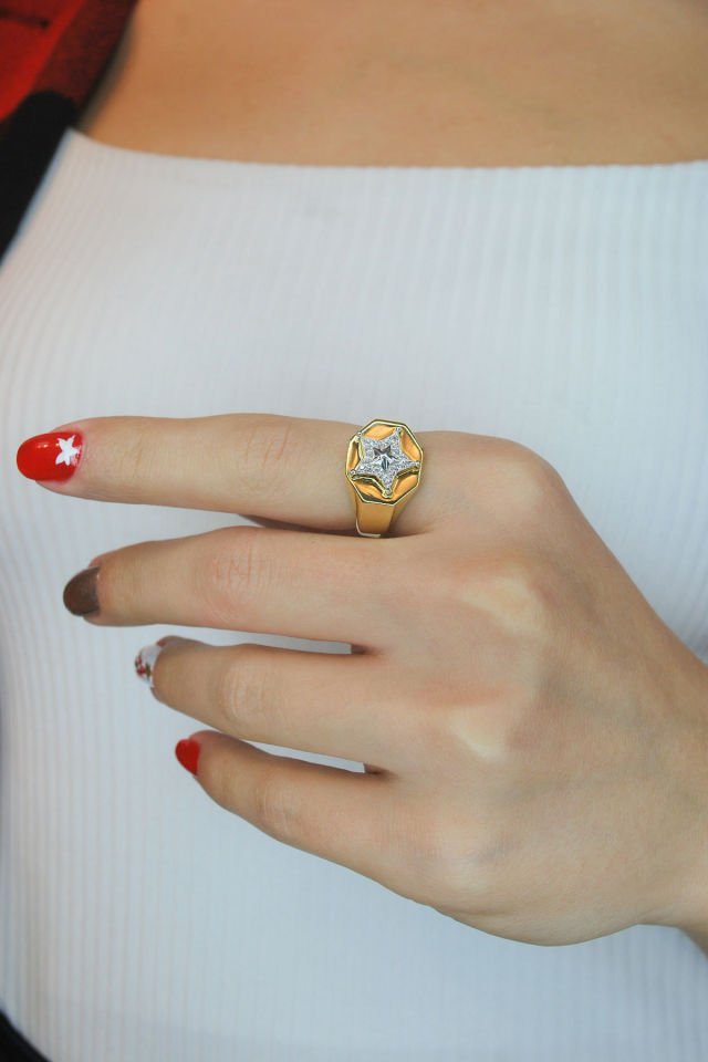 Taşlı Yıldız Gümüş Yüzük