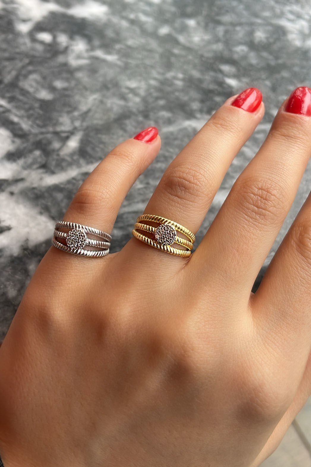 Taşlı Gümüş Yüzük