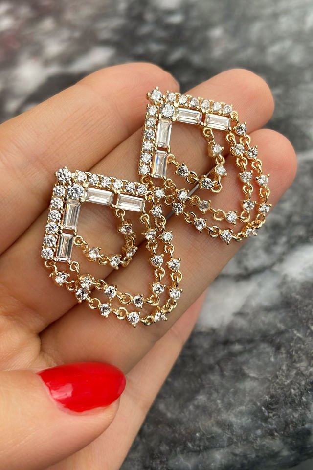 Tasarım Zincirli Taşlı Gümüş Küpe