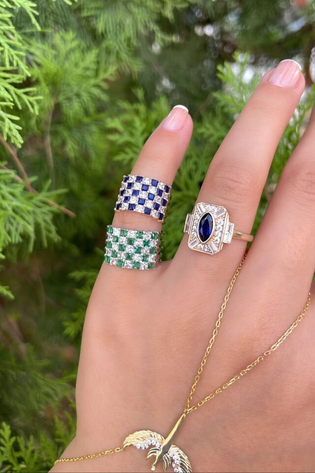 Kare Taşlı Dama Desen Serçe Parmak Gümüş Yüzük