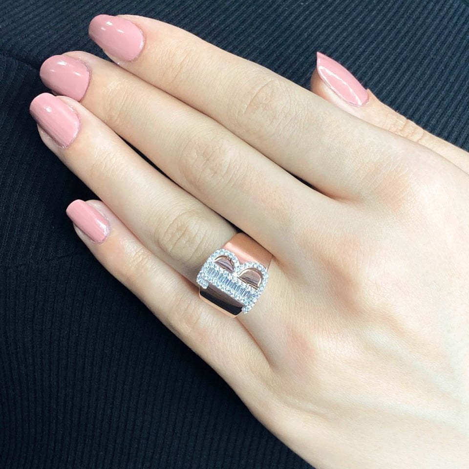 Baget Taşlı Tasarım Harf Gümüş Yüzük