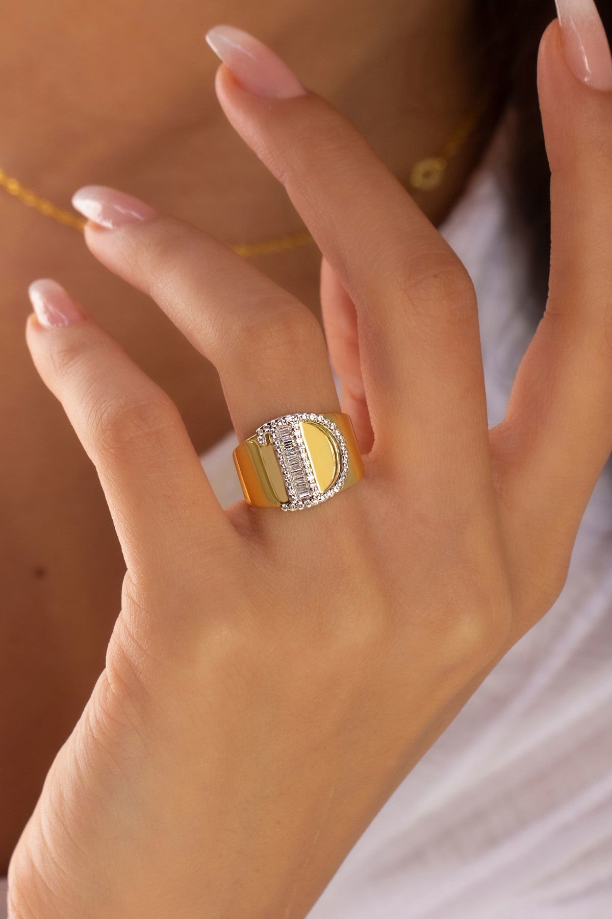 Baget Taşlı Tasarım Harf Gümüş Yüzük