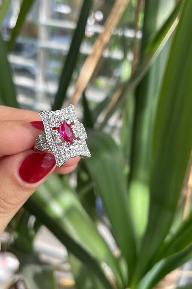 Mekik Taşlı Şövalye Fantezi Gümüş Yüzük