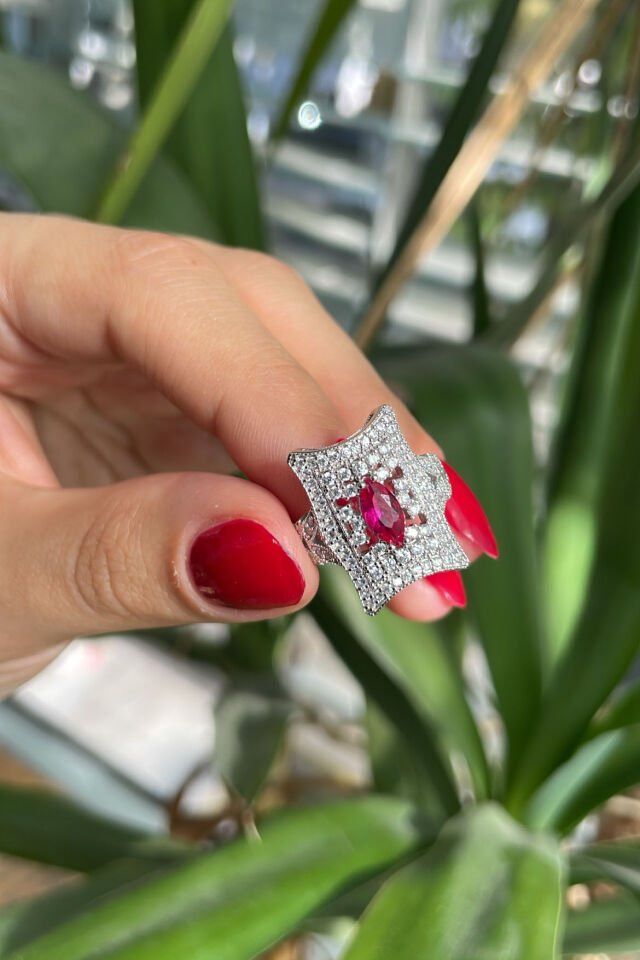 Mekik Taşlı Şövalye Fantezi Gümüş Yüzük