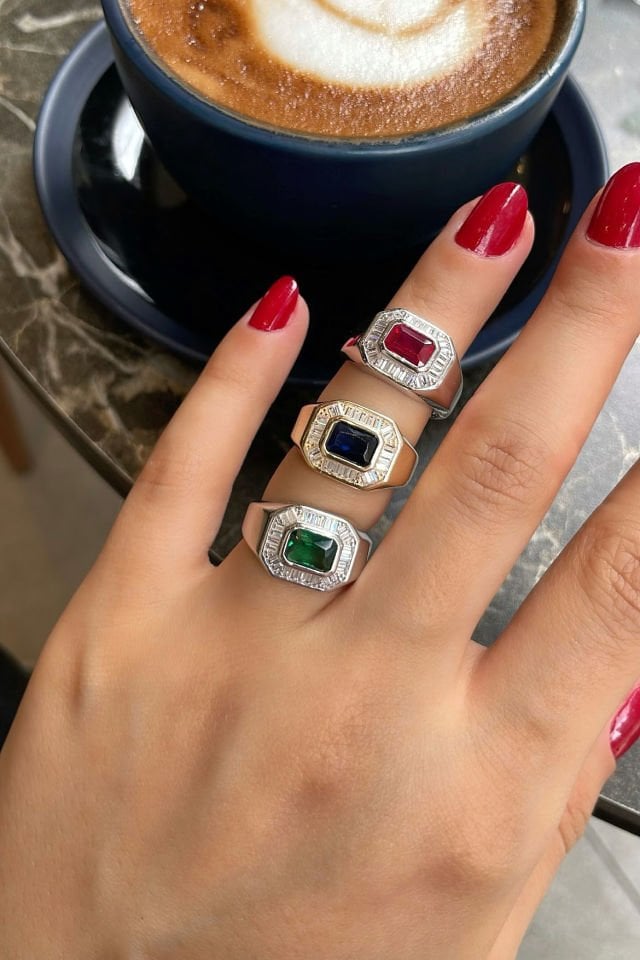 Büyük Baget Taşlı Gümüş Yüzük