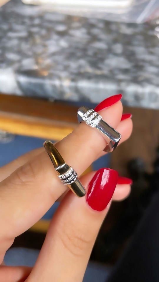 Taşlı Gümüş Yüzük