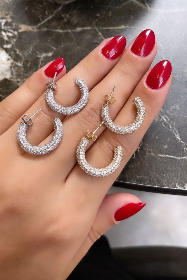 Taşlı Gümüş Küpe