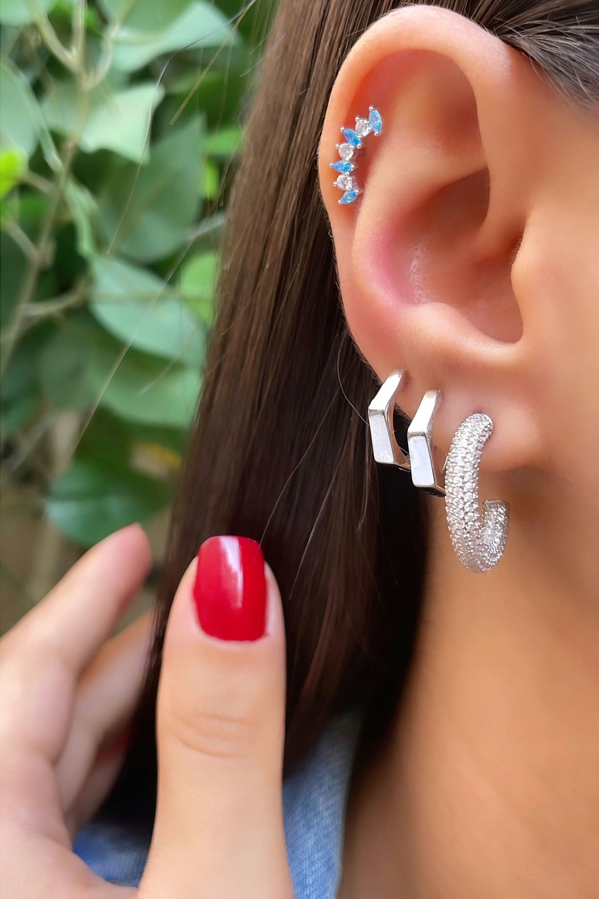 Taşlı Gümüş Küpe