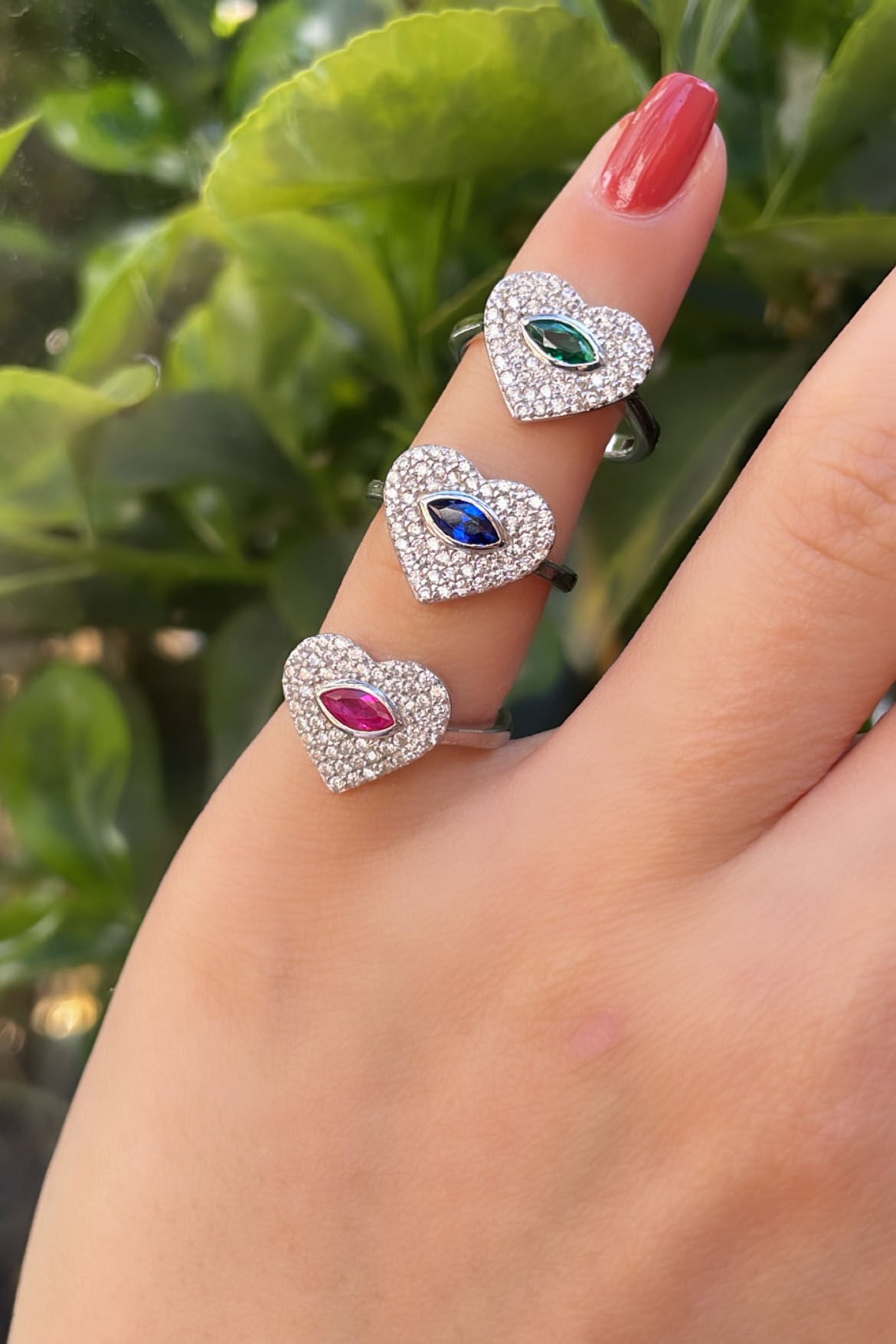 Taşlı Kalp Gümüş Yüzük