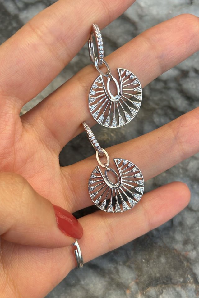 Salantılı Halka Tasarım Gümüş Küpe