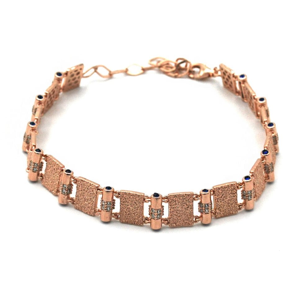 Kabartmalı Fantezi Gümüş Bileklik