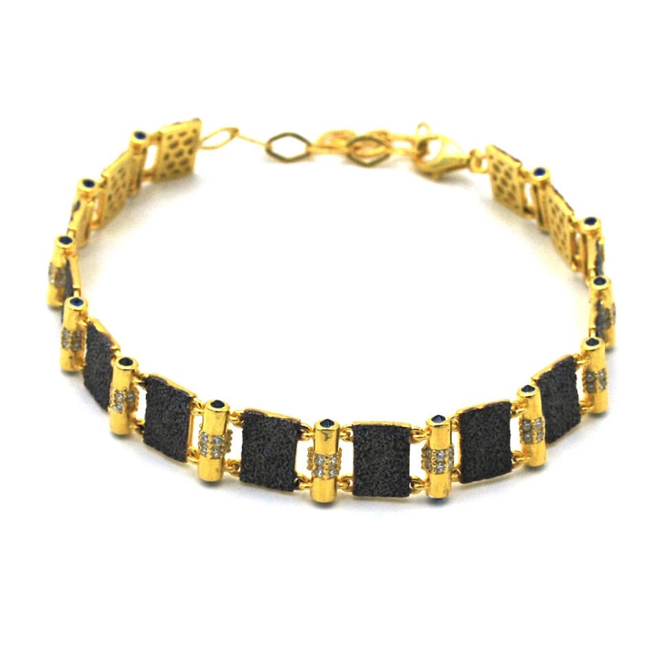 Kabartmalı Kalem İşlemeli Gümüş Bileklik