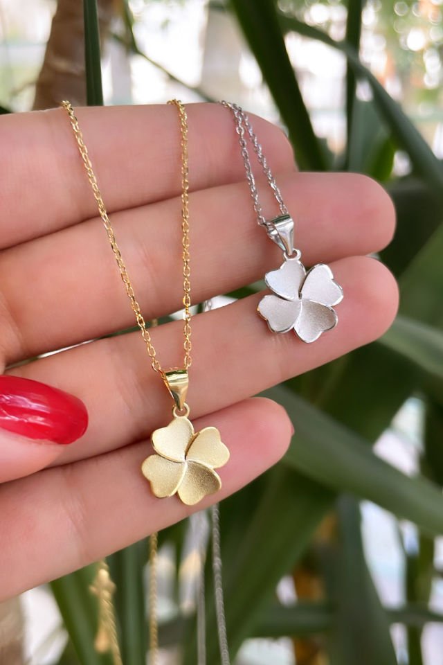 İthal Çift Taraflı Yonca Kolye