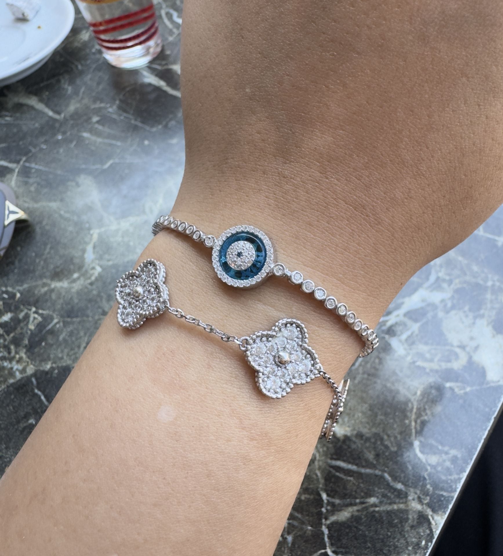 Cam Göz Tek Sıra Su Yolu  Gümüş Bileklik