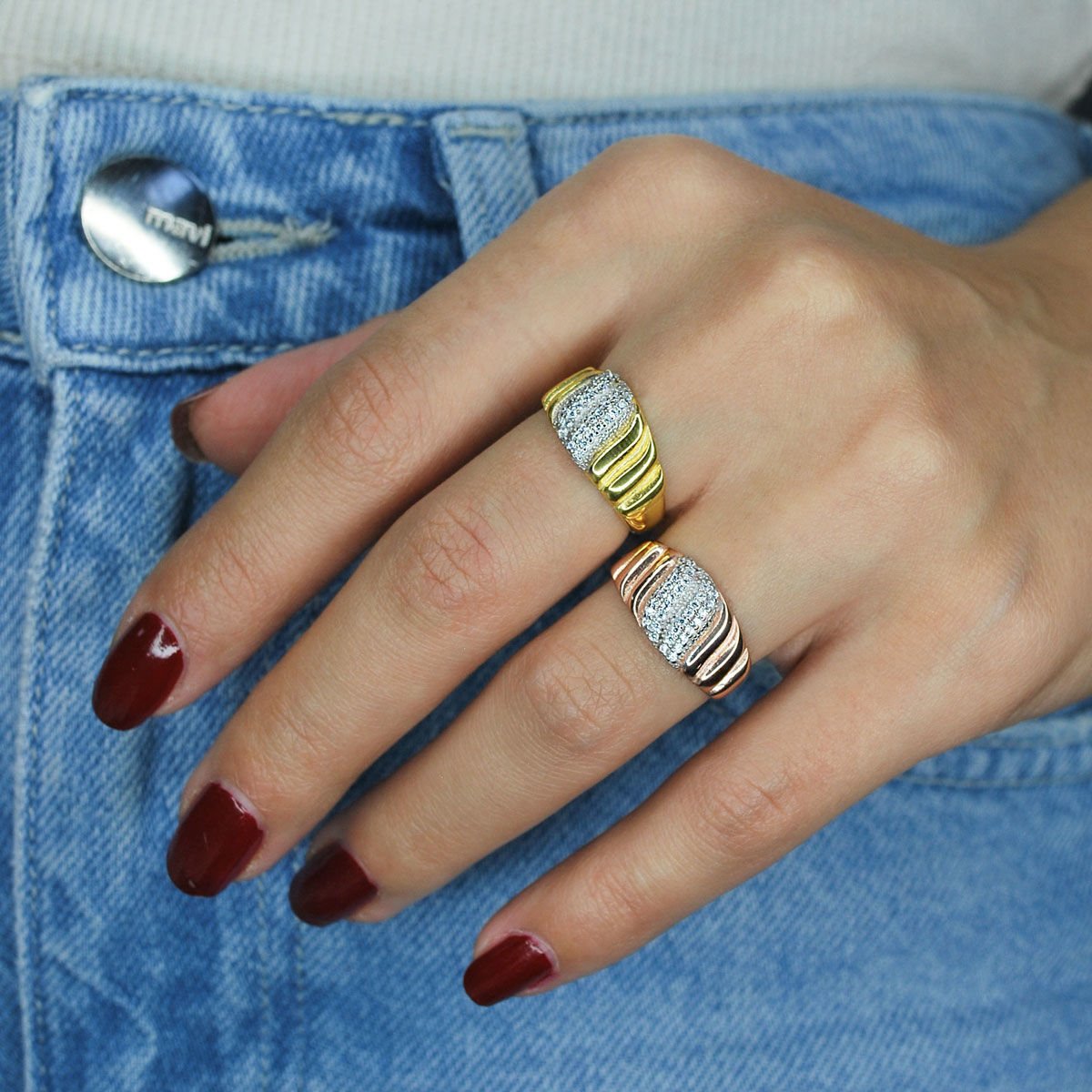 Taşlı Fantezi Gümüş Yüzük