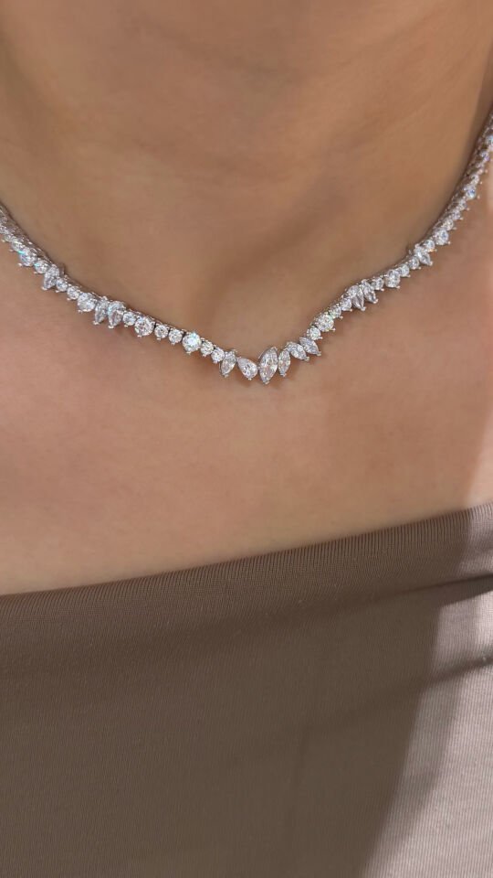 Tasarım Su Yolu Gümüş Kolye