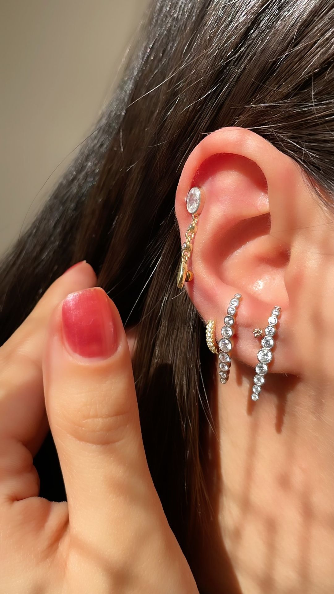 Taşlı Palindrom Gümüş Küpe