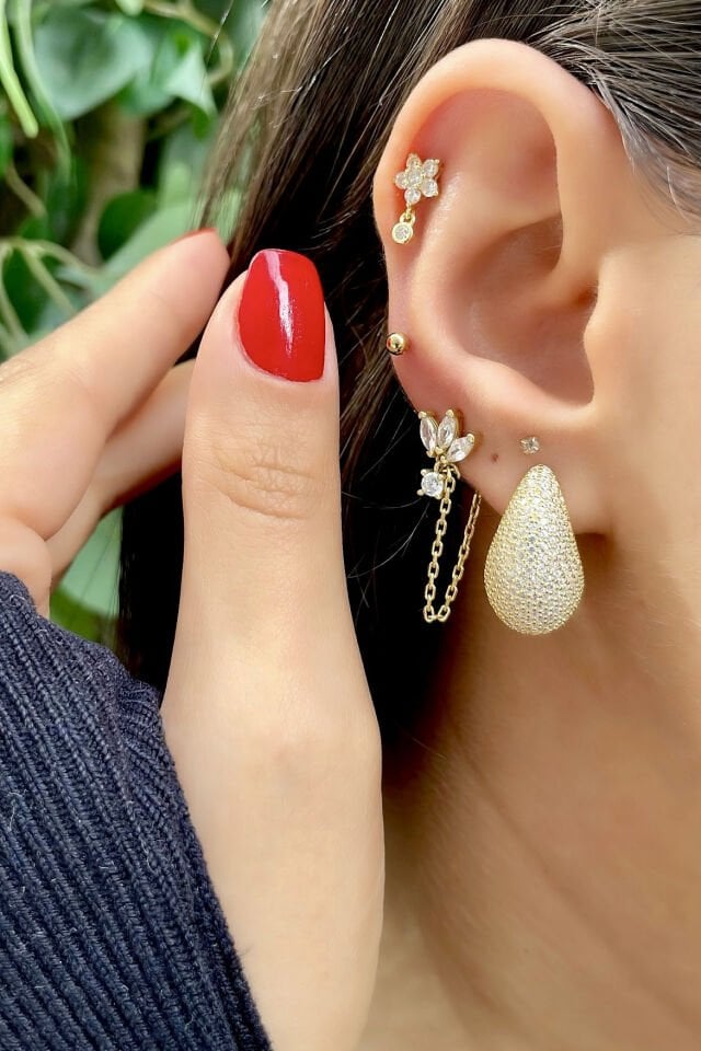 Damla Taşlı Bombeli Gümüş Küpe