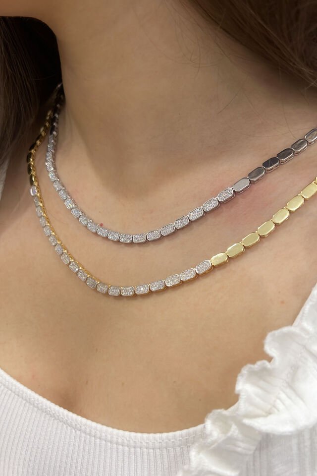 Taşlı Dikdörtgen Blok Gümüş Kolye