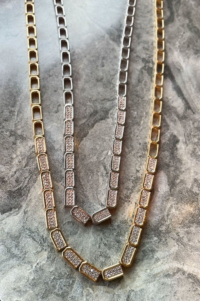 Taşlı Yarım Blok Gümüş Kolye