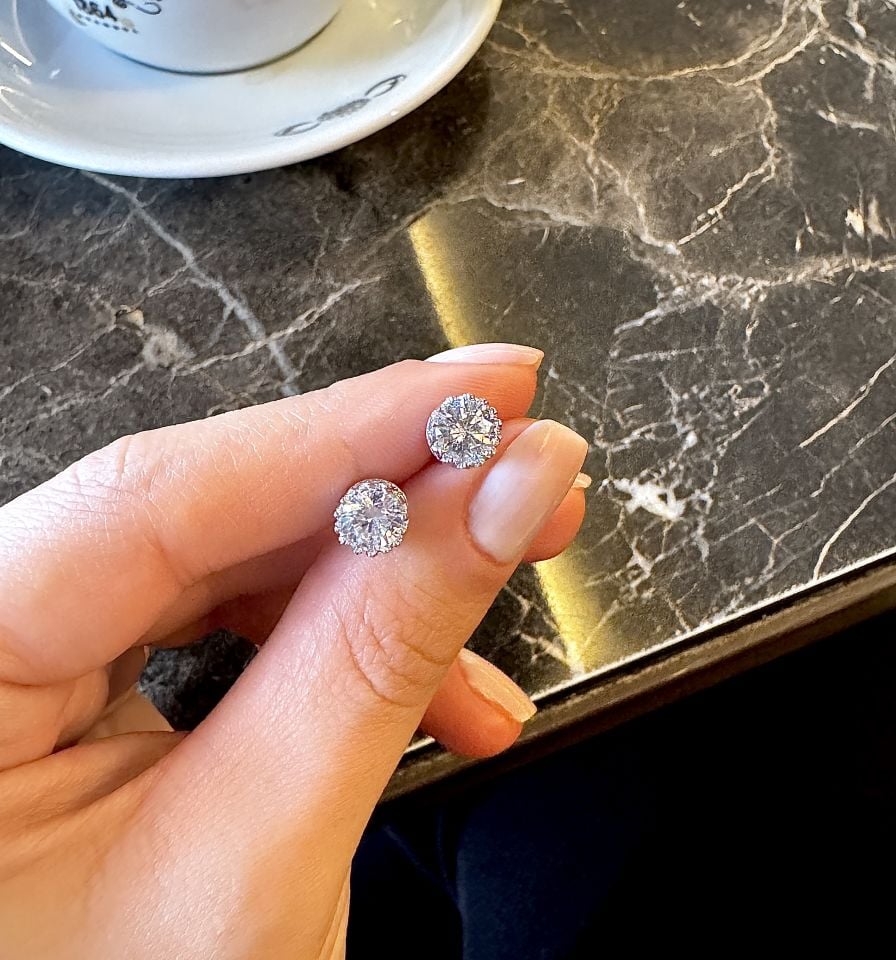 İthal Swarowski Taşlı Tasarım Tek Taş Gümüş Küpe